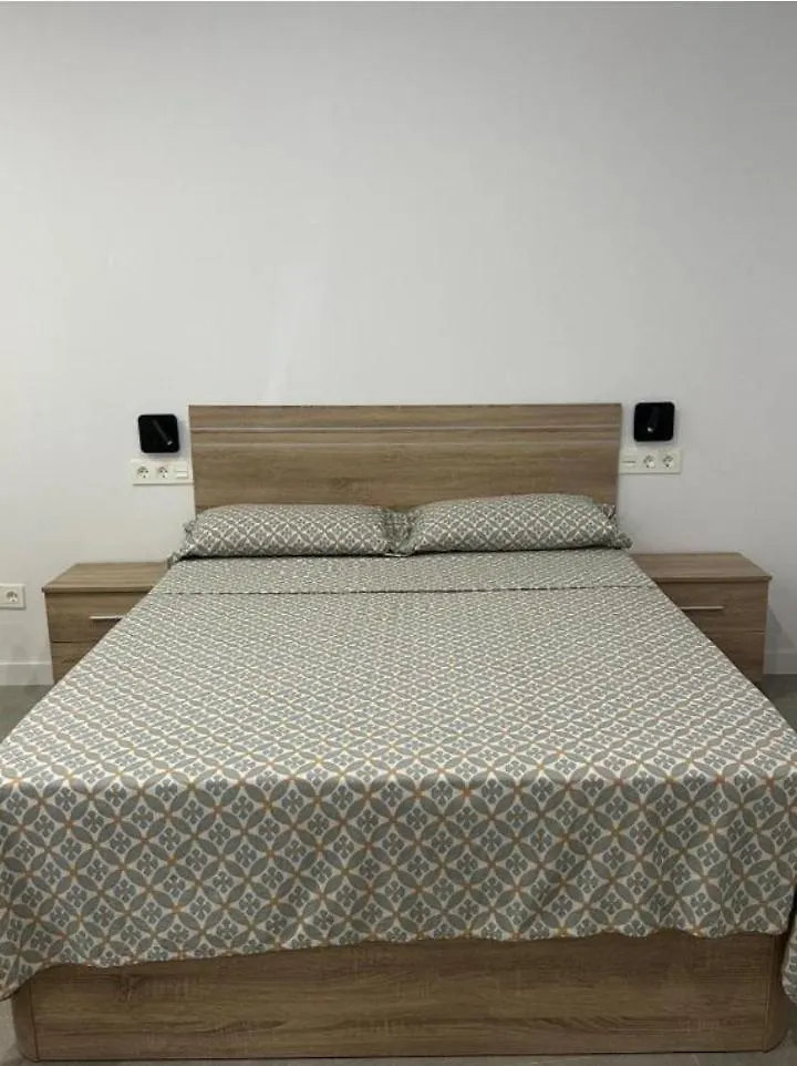 Estupendo Piso A 5 Min De La Estacion De Bus Y Tren Maria Zambrano Apartment Malaga