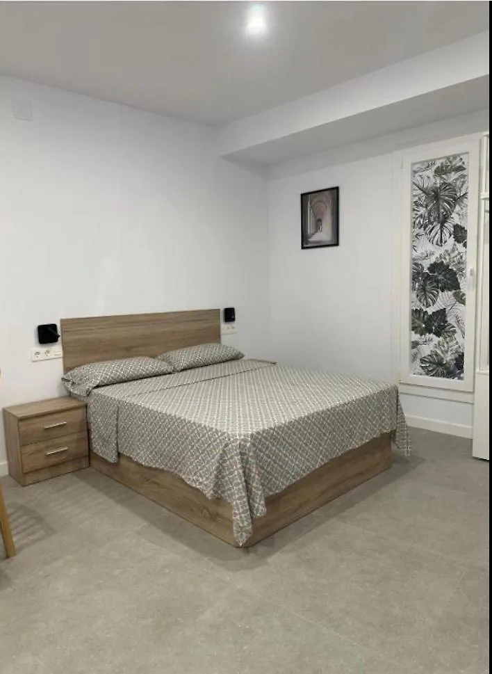 Estupendo Piso A 5 Min De La Estacion De Bus Y Tren Maria Zambrano Apartment Malaga