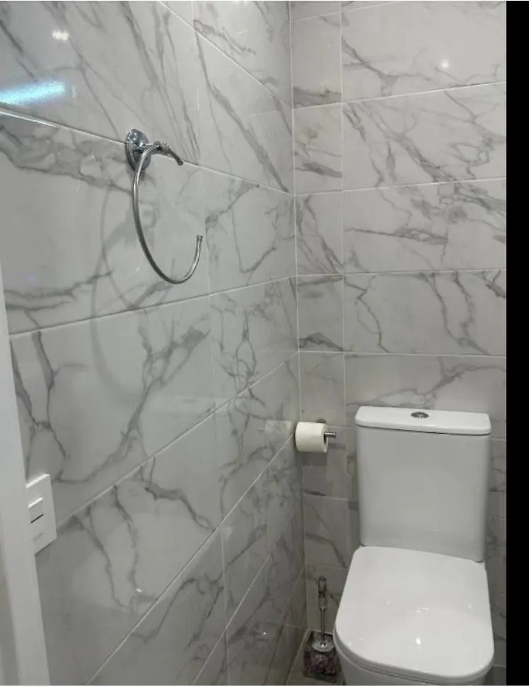 Estupendo Piso A 5 Min De La Estacion De Bus Y Tren Maria Zambrano Apartment Malaga 0*,