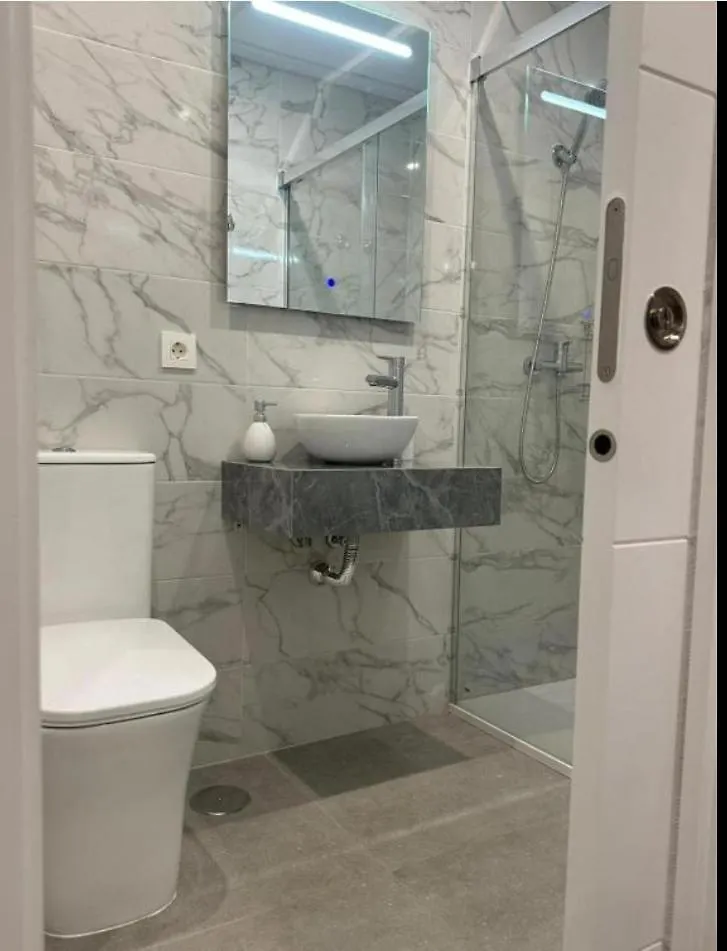 Estupendo Piso A 5 Min De La Estacion De Bus Y Tren Maria Zambrano Apartment Malaga