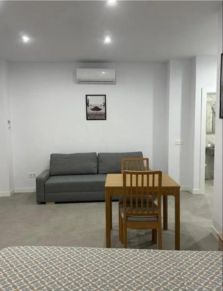 Estupendo Piso A 5 Min De La Estacion De Bus Y Tren Maria Zambrano Apartment Malaga Spain